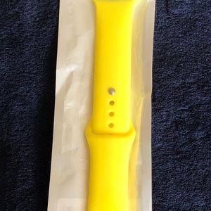 🥳🥳🥳42mm Yellow Silicone Band